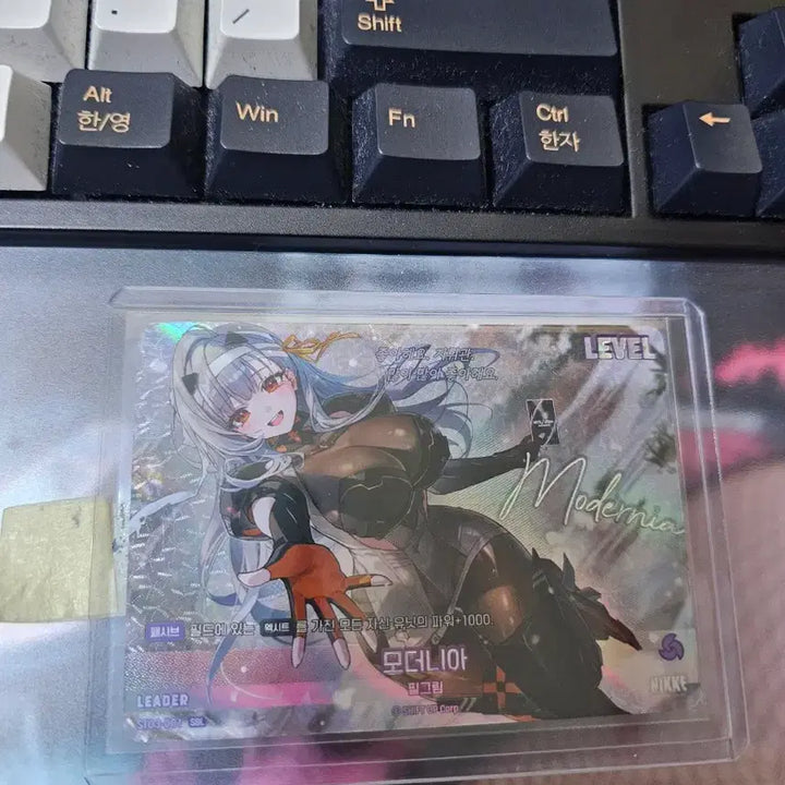 [BUNJANG] NIKKE Modernia Arena Signed Card / 니케 리벨아레나 모더니아 사인카드