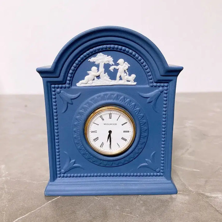[BUNJANG] Wedgwood Jasperware Desk Clock Blue / 웨지우드 제스퍼웨어 탁상시계 블루