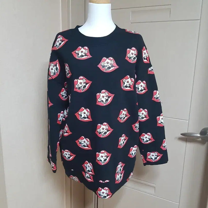 [BUNJANG] Lucky Chouette Oversized Long Sweatshirt / 럭키슈에뜨 도톰 롱맨투맨