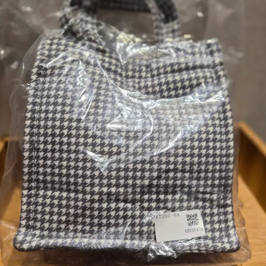 [BUNJANG] Angel Heart Kitty Collaboration Bag & Watch / 엔젤하트 키티 콜라보 가방&시계