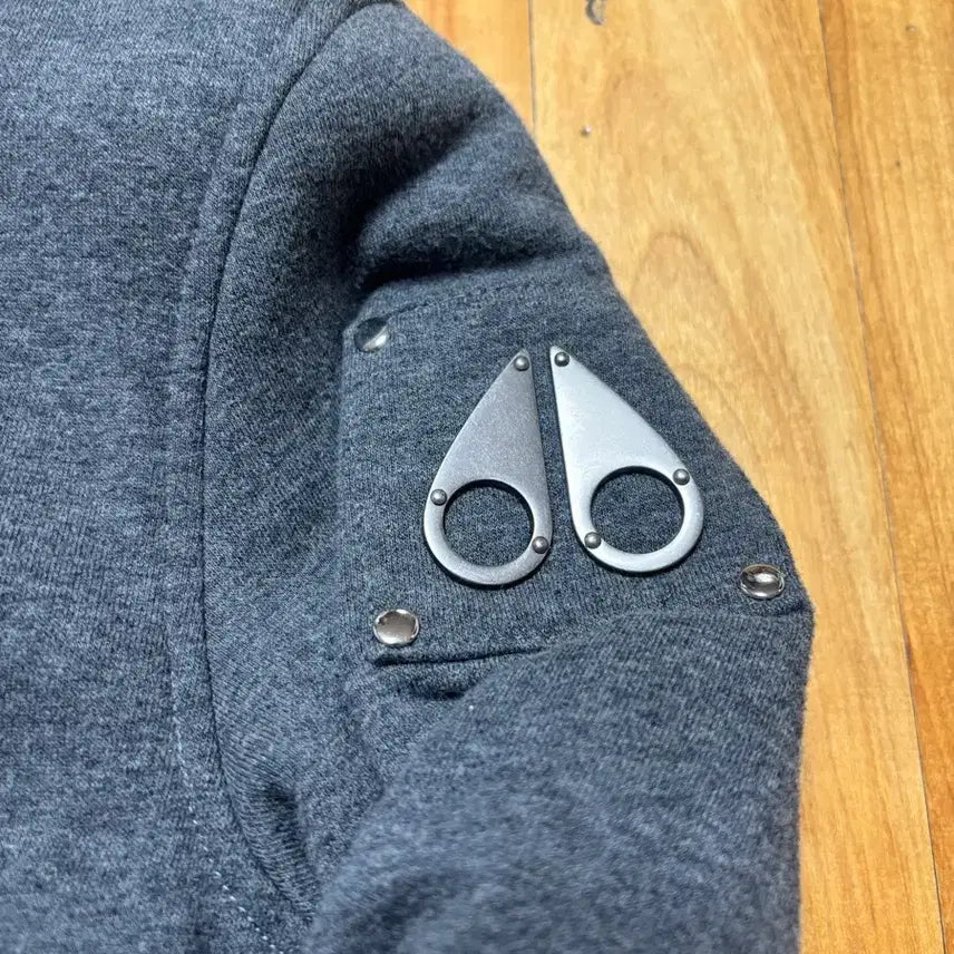 [BUNJANG] Moose Knuckles Gray Hooded Zip-Up Jacket / 무스너클 후드 집업 그레이 퍼 안감