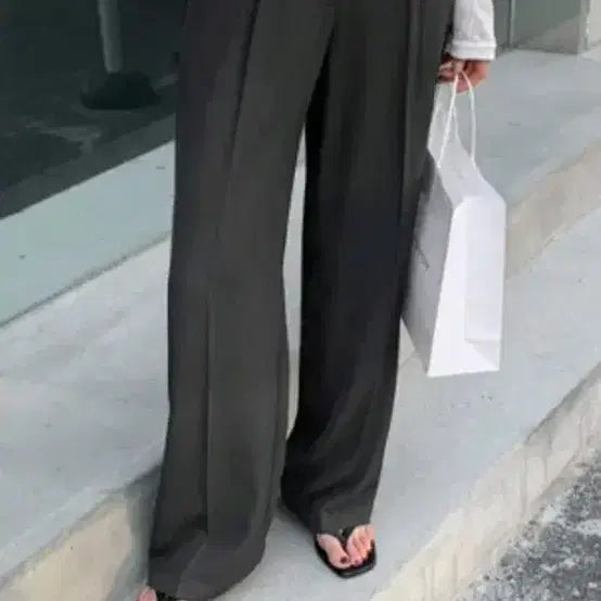 [BUNJANG] Ganaesra Leaf Cool Slacks Charcoal XS / 가내스라 리프 쿨 슬랙스 차콜 xs