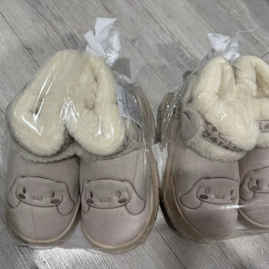 [BUNJANG] Sanrio Boots / 산리오 어그부츠 팝니다