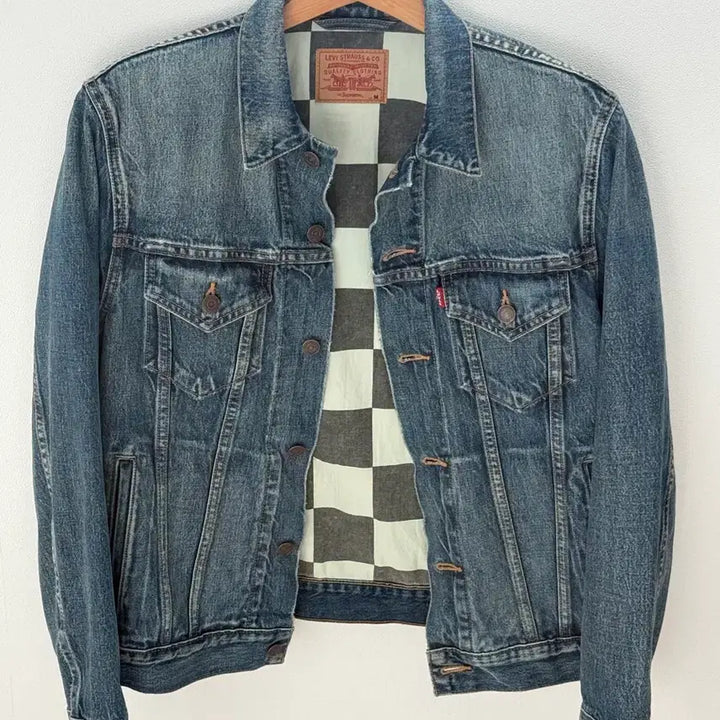 [BUNJANG] Supreme Levi's Denim Trucker Jacket / [M] 슈프림 X 리바이스 데님 트러커 자켓 14FW