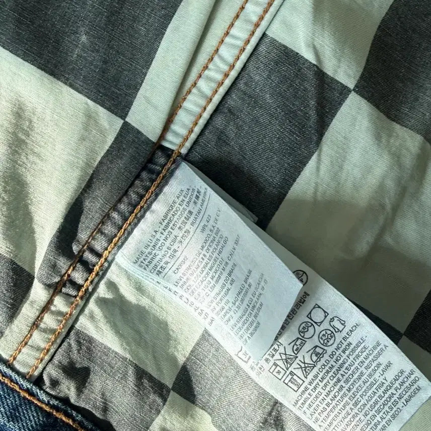 [BUNJANG] Supreme Levi's Denim Trucker Jacket / [M] 슈프림 X 리바이스 데님 트러커 자켓 14FW