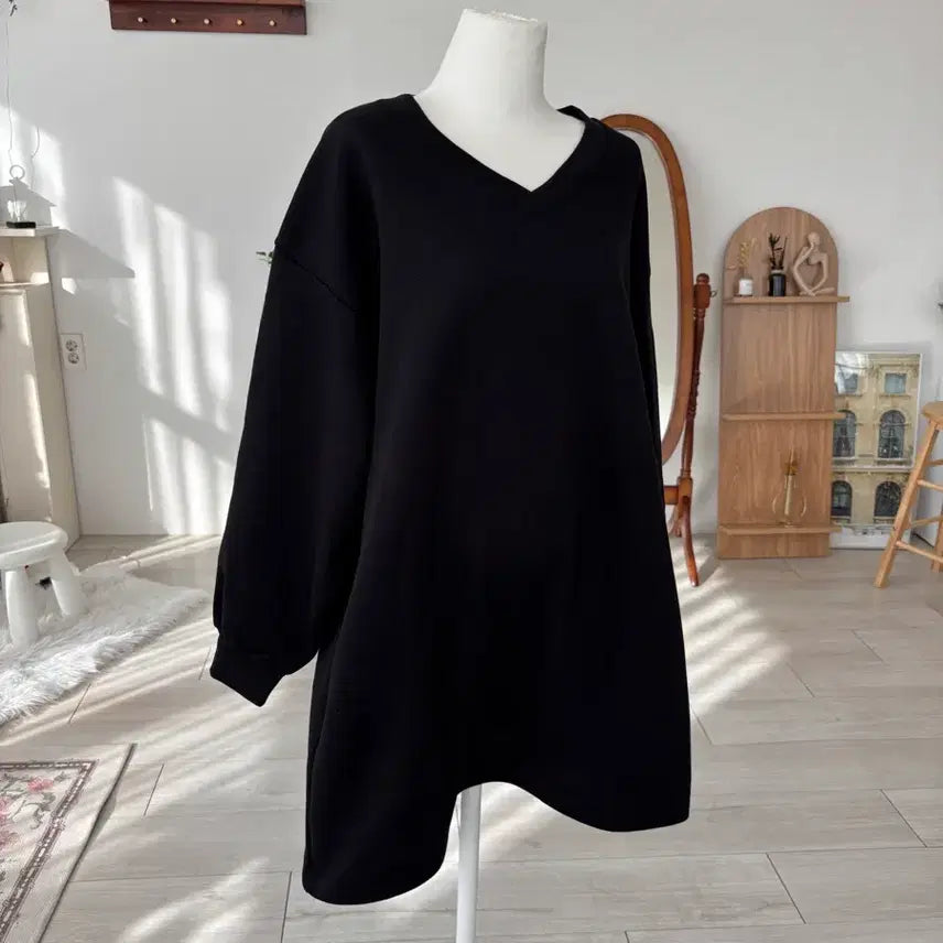 [BUNJANG] V-neck Mini Fleece Dress / 맨투맨 브이넥 기모 미니원피스
