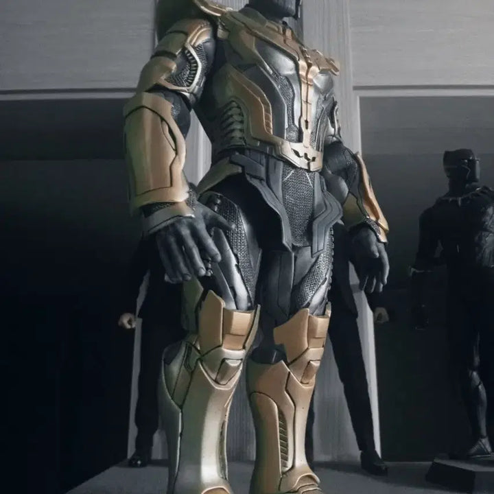 [BUNJANG] Thanos Endgame Armor Version Figure / 1/6 타노스 피규어 엔드게임 갑주버전