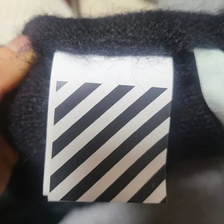 [BUNJANG] Off-White Mohair Knit Hoodie / 오프화이트 모헤어 니트 후드집업