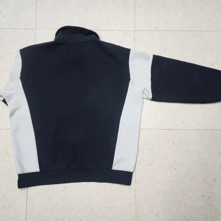 [BUNJANG] Fila Half-Zip Sweatshirt / 휠라 반집업 맨투맨 팝니다