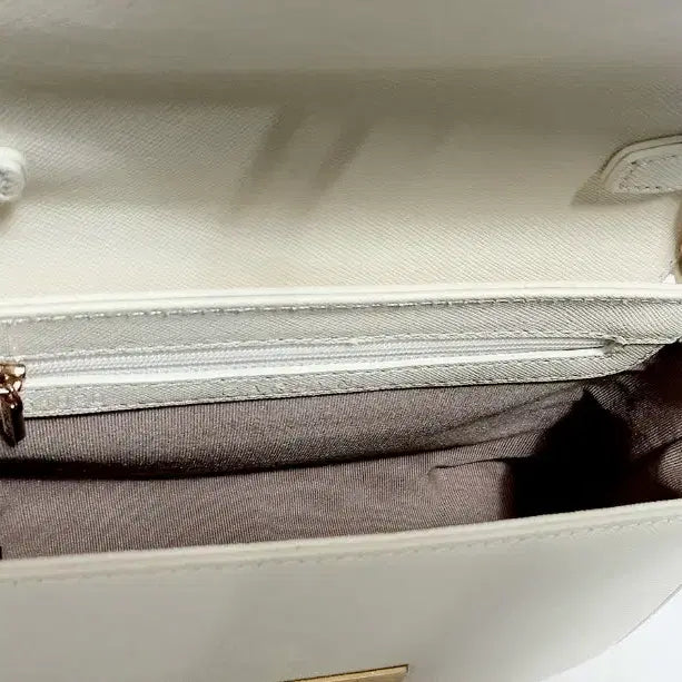 [BUNJANG] CARLYN Poppy Bag Limited Edition Ivory / CARLYN 포피백 한정판 아이보리