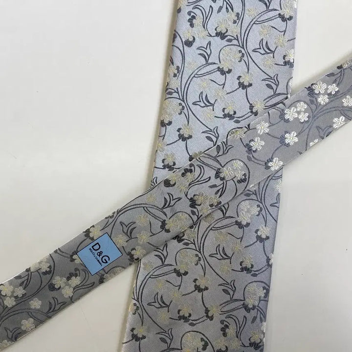 [BUNJANG] Dolce &amp; Gabbana Silk Necktie / 돌체 앤 가바나 (D&amp;G) 명품 정품넥타이