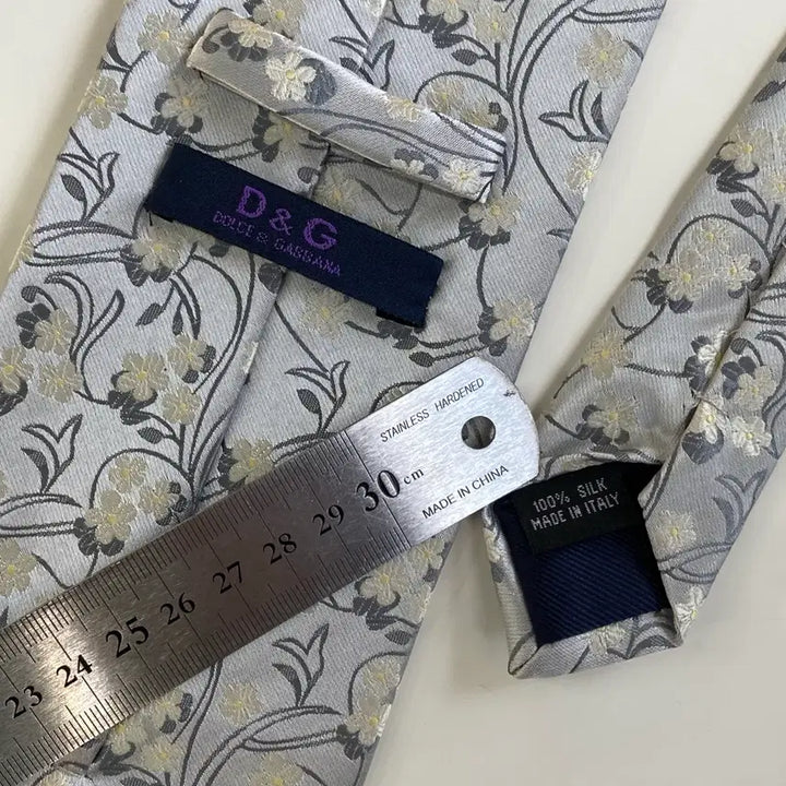 [BUNJANG] Dolce &amp; Gabbana Silk Necktie / 돌체 앤 가바나 (D&amp;G) 명품 정품넥타이