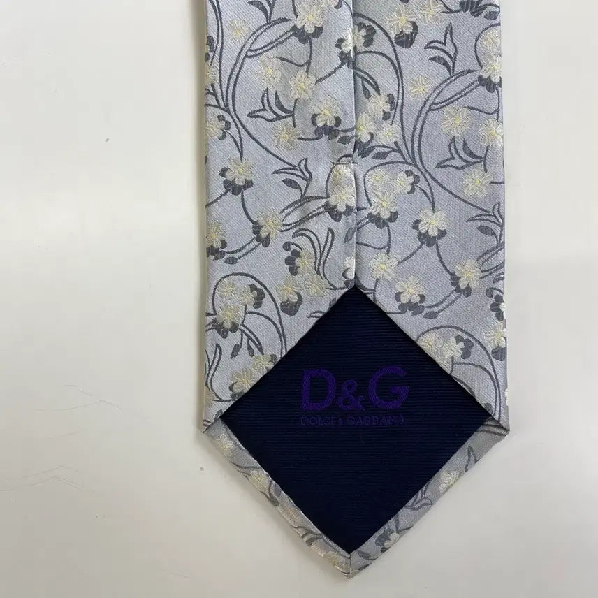[BUNJANG] Dolce &amp; Gabbana Silk Necktie / 돌체 앤 가바나 (D&amp;G) 명품 정품넥타이
