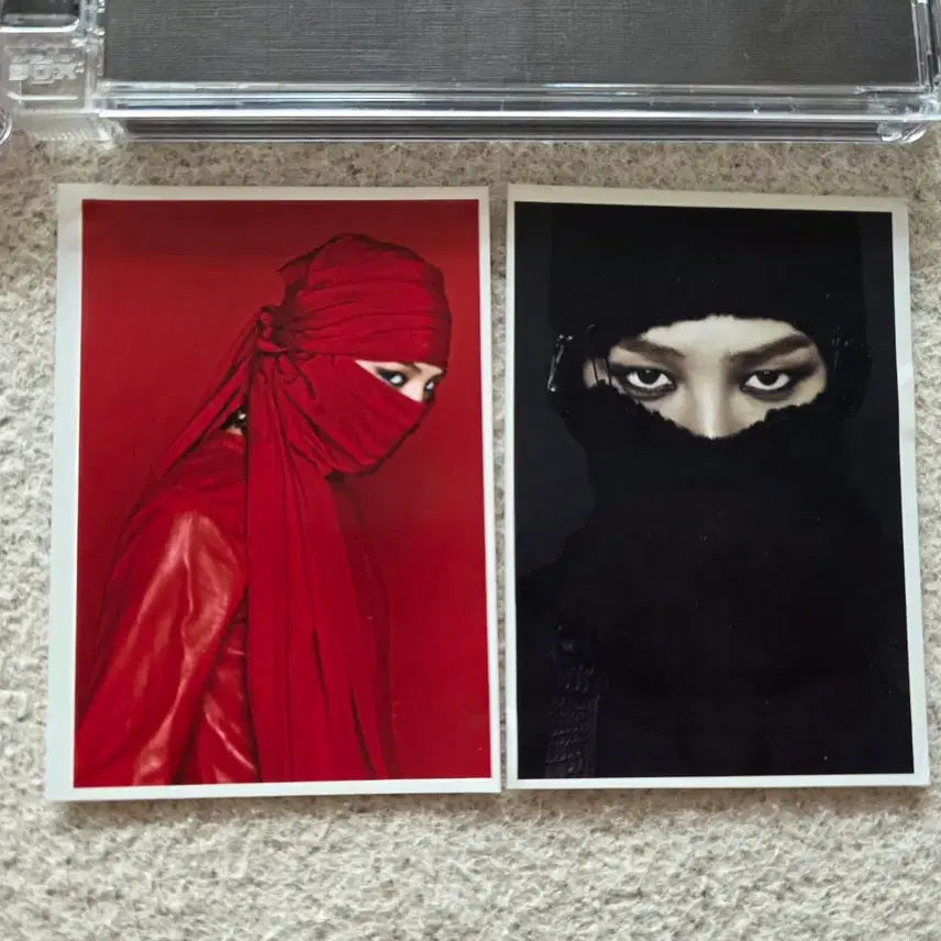 [BUNJANG] G-Dragon Ku De Ta Album Photocard Full Set / 지드래곤 지디 쿠데타 앨범 레드 블랙 포카 풀셋