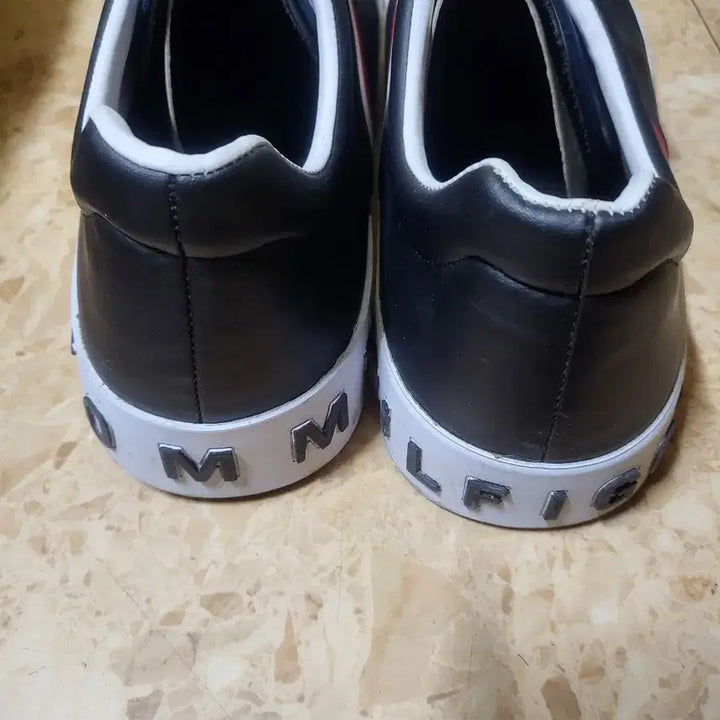 [BUNJANG] Tommy Hilfiger Sneakers (300cm) / 타미 힐피거 스니커즈 300cm