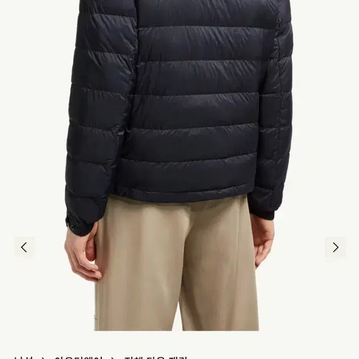 [BUNJANG] Moncler Selves Lightweight Padded Jacket / 몽클레어 경랑패딩 Selves