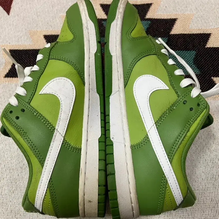 [BUNJANG] Nike Dunk Low Vivid Green Sneakers / 나이키 덩크로우 비비드그린 265