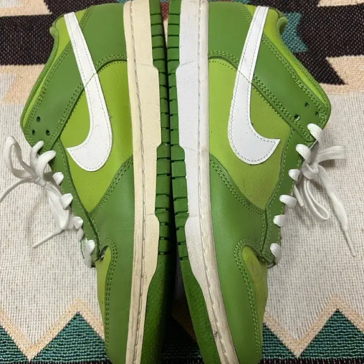 [BUNJANG] Nike Dunk Low Vivid Green Sneakers / 나이키 덩크로우 비비드그린 265