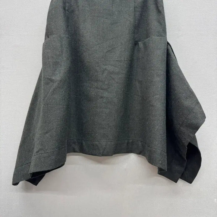 [SOLD OUT] 비비안웨스트우드 앵글로매니아 딥그린스커트 (25~26)