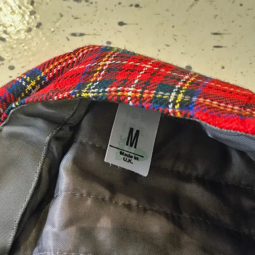 [BUNJANG] Red Tartan Check Wool Hunting Cap / 레드 타탄 체크 울 헌팅캡 빵모자
