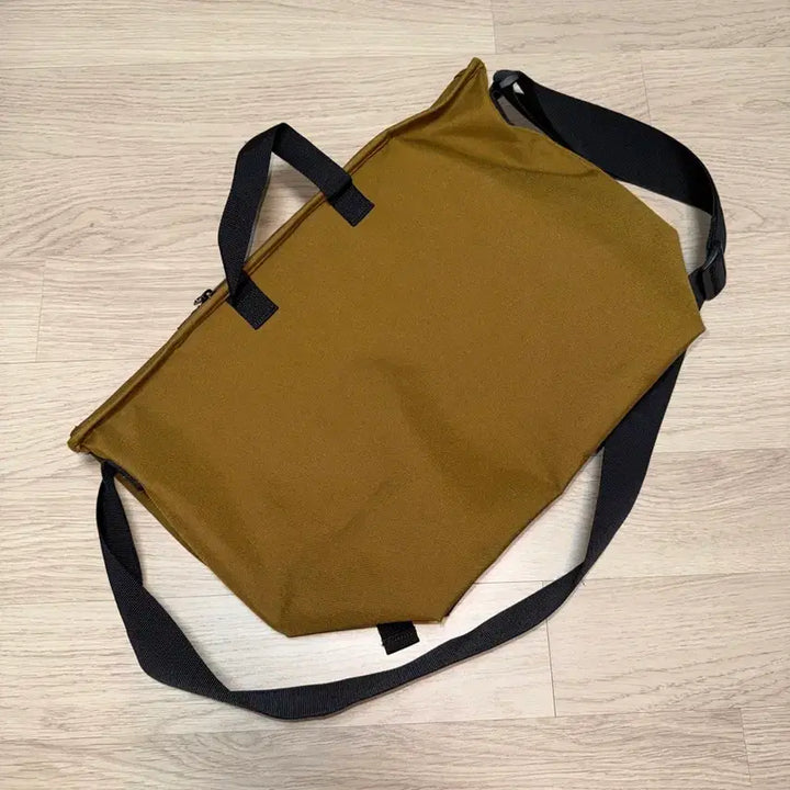 [SOLD OUT] 칼하트 파슬백