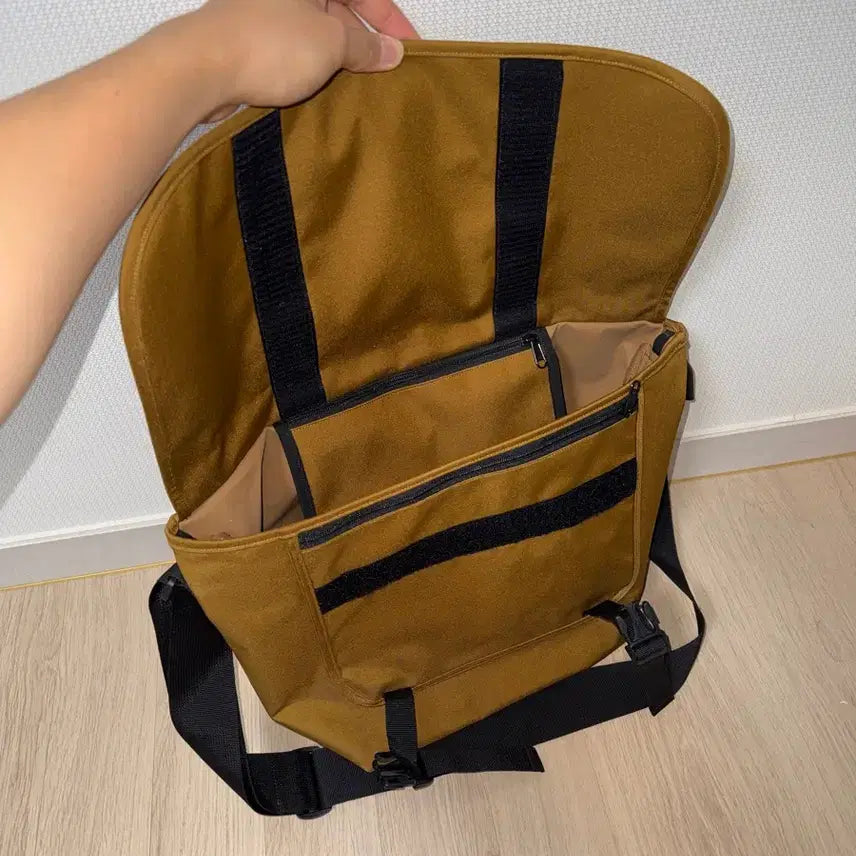 [SOLD OUT] 칼하트 파슬백