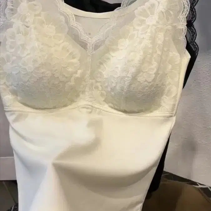 [BUNJANG] 레이스 캡내장 브라탑 화이트/스타일좋은 / 레이스 캡내장 브라탑 화이트/스타일좋은