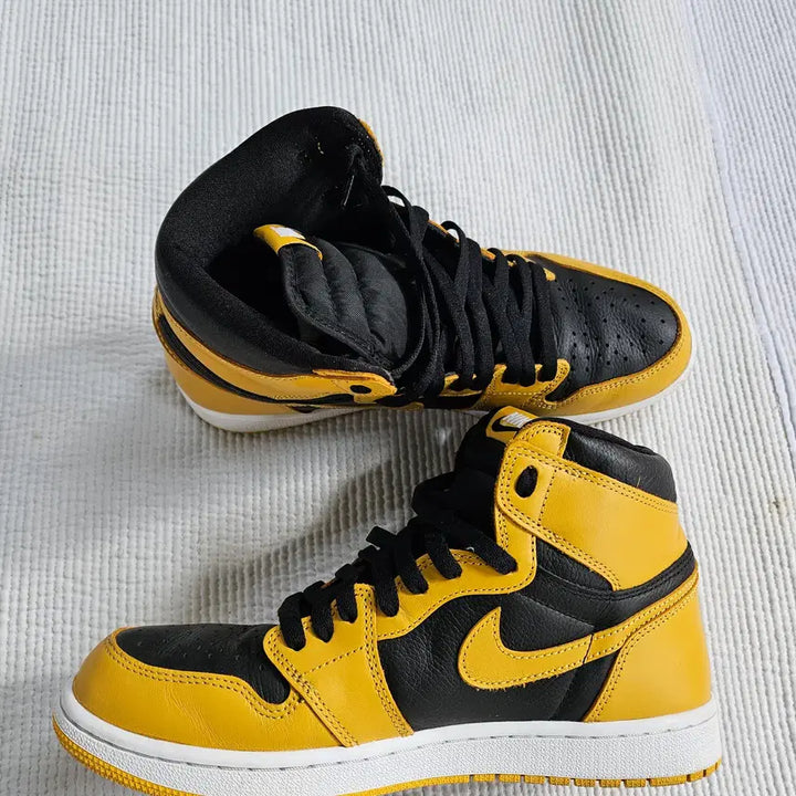 [BUNJANG] Nike Air Jordan 1 Retro High OG &