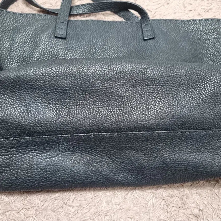 [BUNJANG] Fendi Selleria Black Leather Tote Bag / 펜디 가죽 셀러리아 블랙 토트백