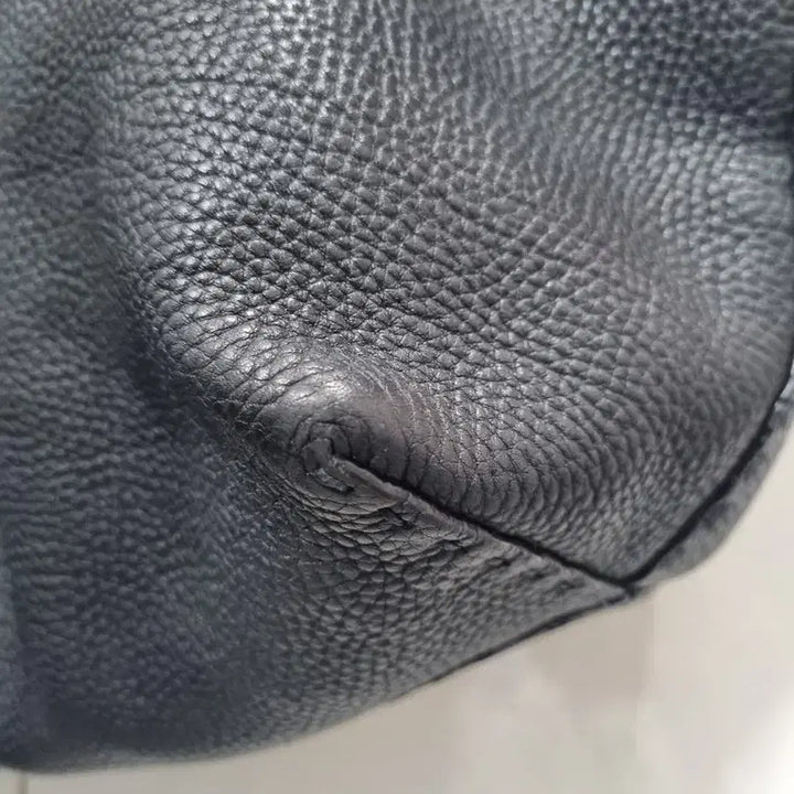 [BUNJANG] Fendi Selleria Black Leather Tote Bag / 펜디 가죽 셀러리아 블랙 토트백