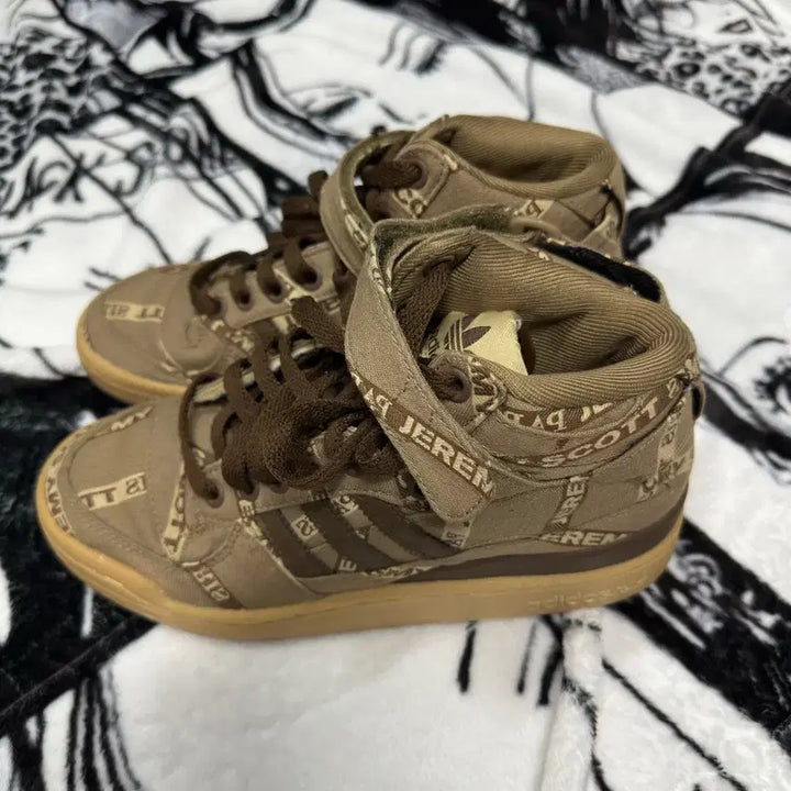 [BUNJANG] Adidas Jeremy Scott Forum High Sneakers / 아디다스 제레미스캇 포럼하이