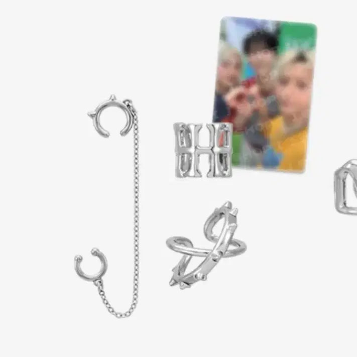 [BUNJANG] Xdinary Heroes The Xcape Ear Cuff Set / 엑스디너리히어로즈 The Xcape EAR CUFF SET 이어커프