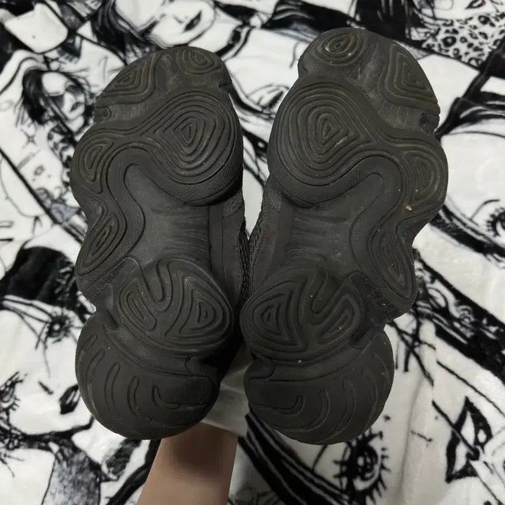 [BUNJANG] Adidas Yeezy Boost 500 Sneakers / 아디다스 이지부스트 500