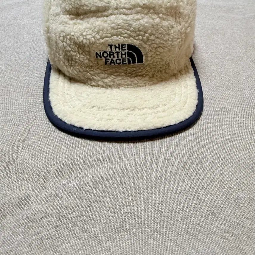 [BUNJANG] The North Face Brown Label Reversible Sherpa Camp Cap / 노스페이스 리버시블 캡 80s