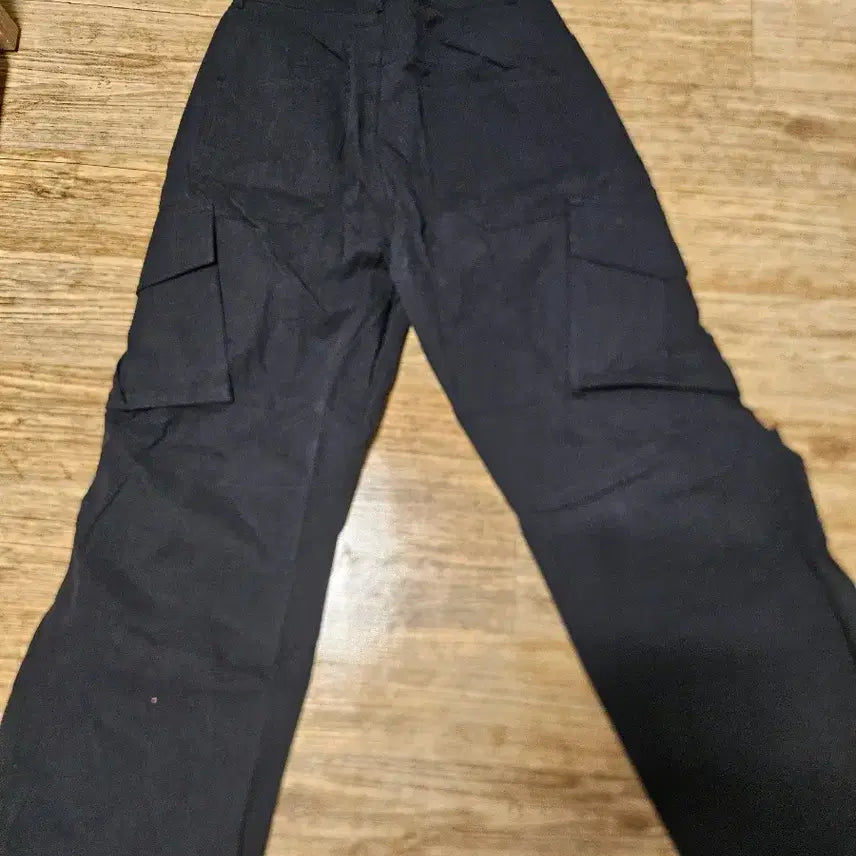 [SOLD OUT] (2)다이브인 베른카고팬츠v1 블랙 무민서 콜라보X