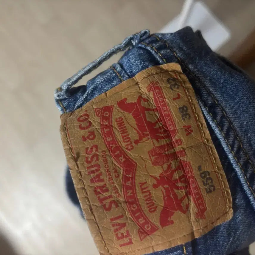 [BUNJANG] Levi's 559 Jeans / 리바이스 559 청바지 W38 L32