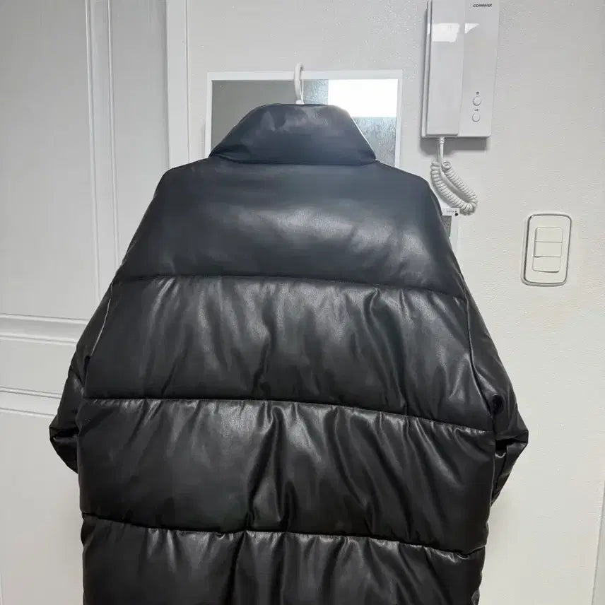 [BUNJANG] SPAO Leather-Like Puffer Short Padding / 스파오 래더라이크 푸퍼 숏패딩