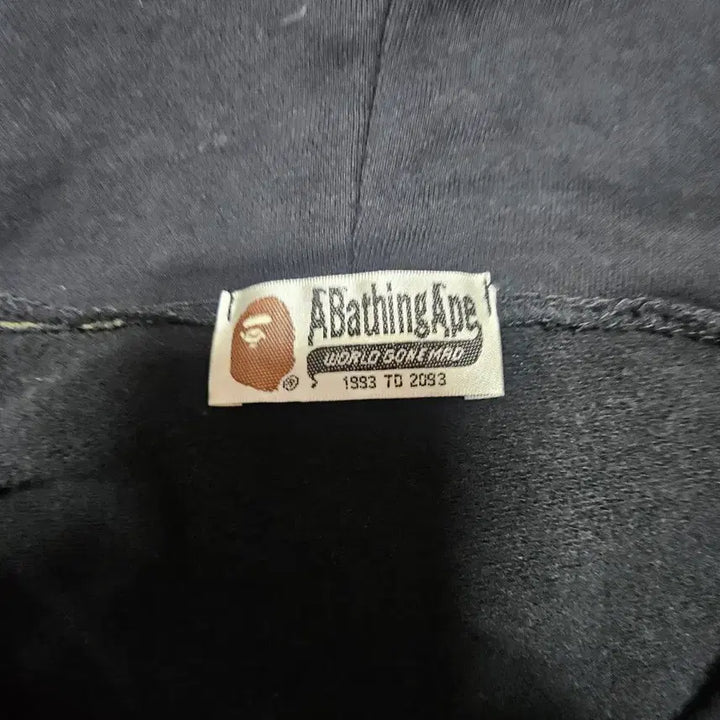 [BUNJANG] Bape Shark Full Zip Hoodie Black Camo / 베이프 샤크 후드 풀집업 블랙 카모