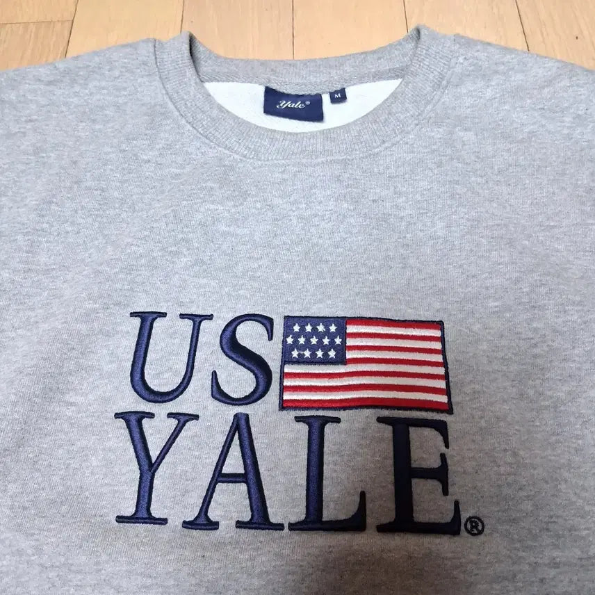 [BUNJANG] YALE US M Size Sweatshirt / 예일 유에스 맨투맨 사이즈M 100 판매해요