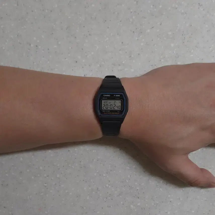 [BUNJANG] Casio F-28W Digital Watch / (2.27~여행)빈티지 카시오 F-28W 타이맥스/지샥/세이코/시티즌
