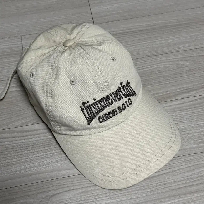[BUNJANG] thisisneverthat Oxford Beige Baseball Cap / 디스이즈네버댓 옥스포드 캡 베이지 볼캡 야구 모자