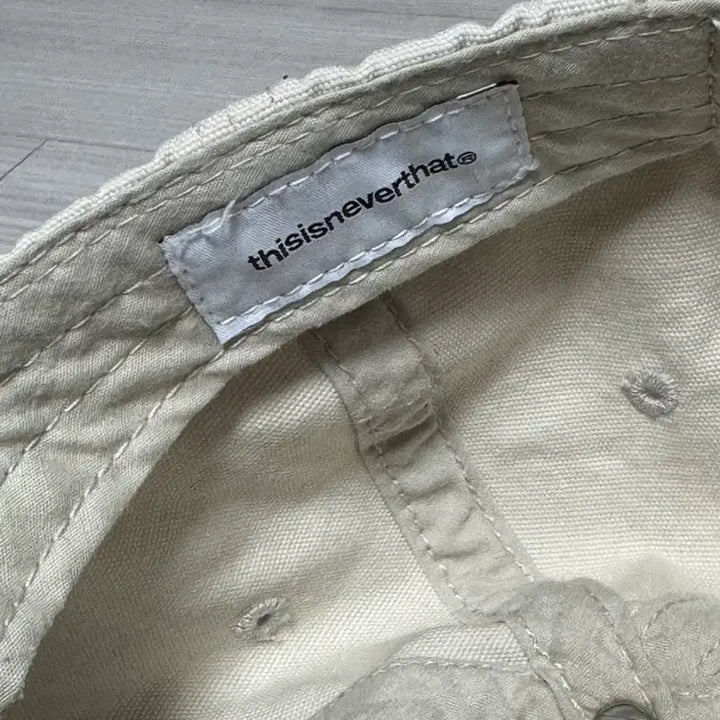 [BUNJANG] thisisneverthat Oxford Beige Baseball Cap / 디스이즈네버댓 옥스포드 캡 베이지 볼캡 야구 모자