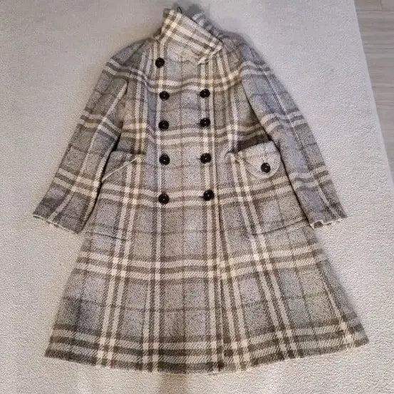[BUNJANG] Burberry Check Double Button Long Coat / 정품 버버리 체크 더블 버튼 롱 코트