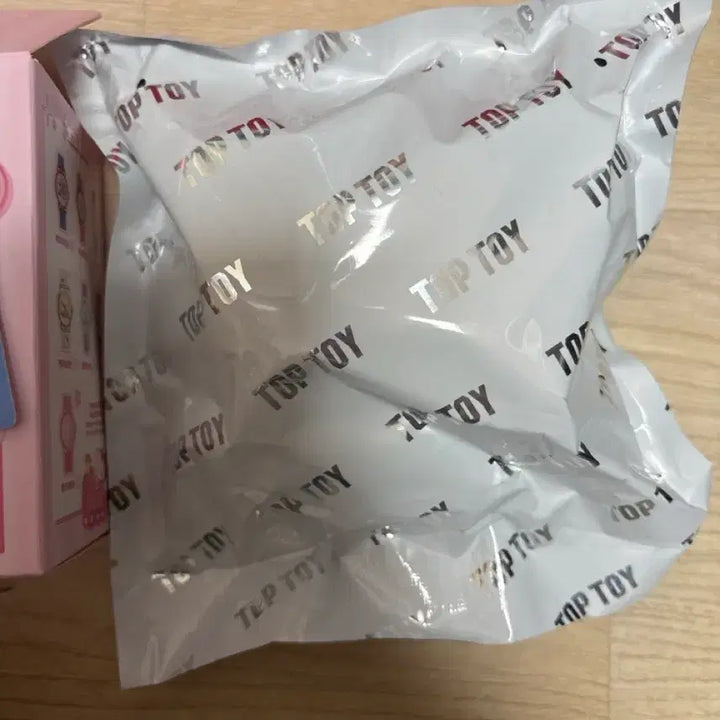 [BUNJANG] Hello Kitty Random Figure Wristwatch / 헬로키티 손목시계 랜덤 피규어 시계