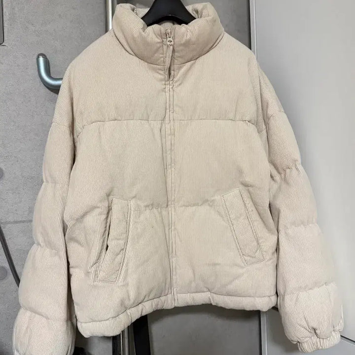 [BUNJANG] WHO.A.U Corduroy Short Padded Jacket / WHO.A.U 후아유 코듀로이 숏패딩 아이보리 s