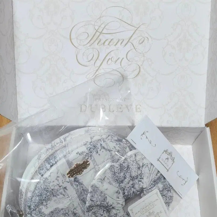 [BUNJANG] De Brebe Waterproof Pouch & Scrunchie Set / 드브레베 방수파우치&스크런치 세트(새상품)