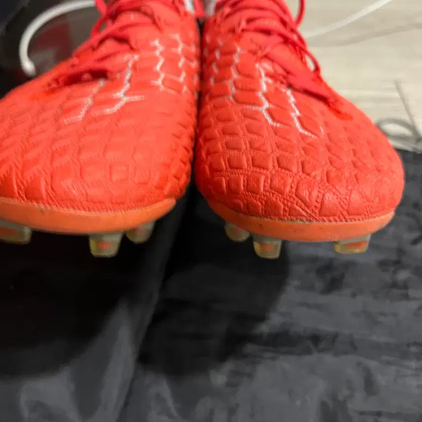 [SOLD OUT] (이탈리아산) 나이키 하이퍼베놈3 엘리트 FG [250] 축구화