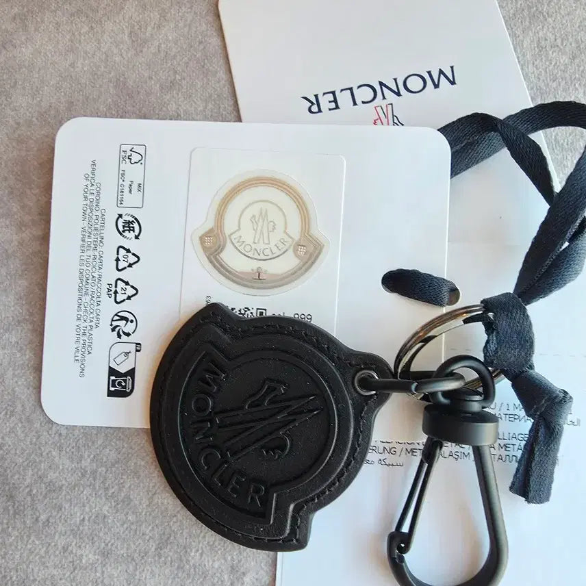 [BUNJANG] Moncler Keyring Black / 몽클레어 키링 블랙 (새상품)