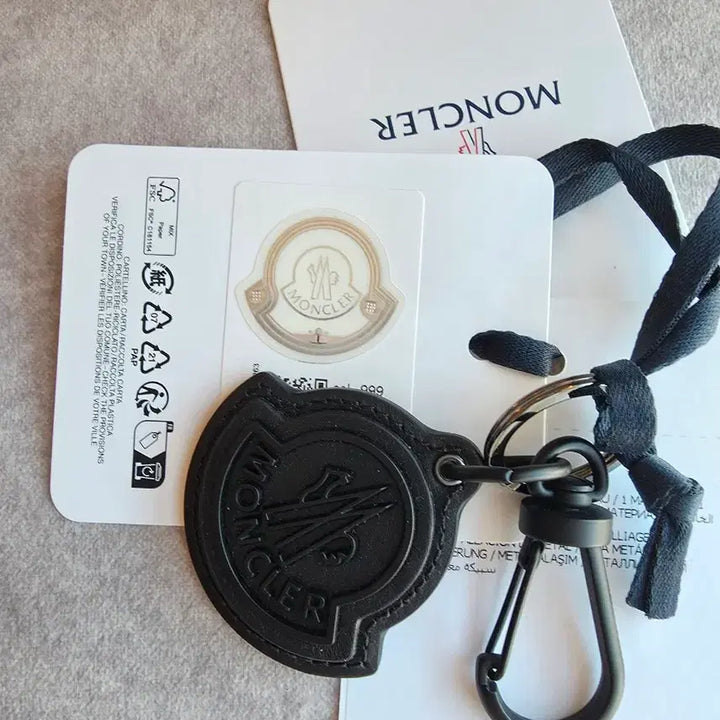 [BUNJANG] Moncler Keyring Black / 몽클레어 키링 블랙 (새상품)