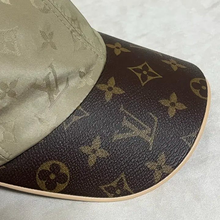 [BUNJANG] Louis Vuitton Monogram Leather Cotton Ball Cap / 루이비통 모노그램 레더 코튼 볼캡/M